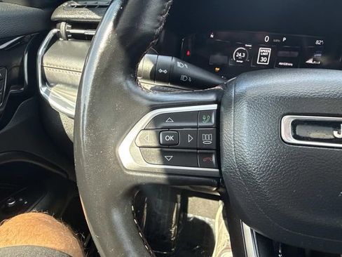 Used 2022 Jeep Compass Limited w/ (RED) Package image 33