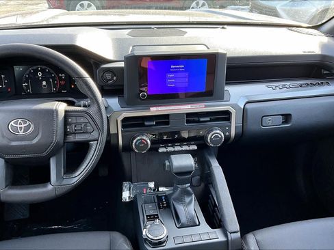 Used 2026 Toyota Tacoma SR5 AWD/4WD image 6