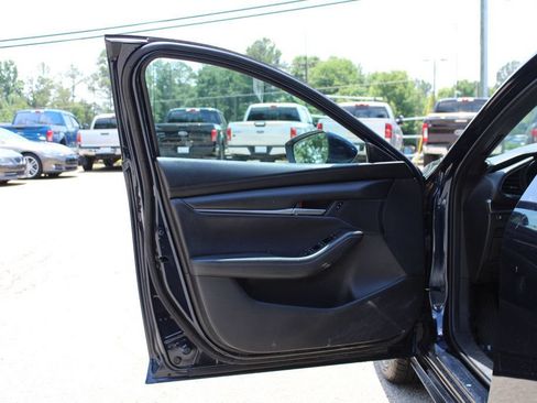 Used 2023 MAZDA MAZDA3 s FWD image 12