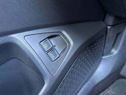 Used 2023 Volkswagen Jetta S image 25