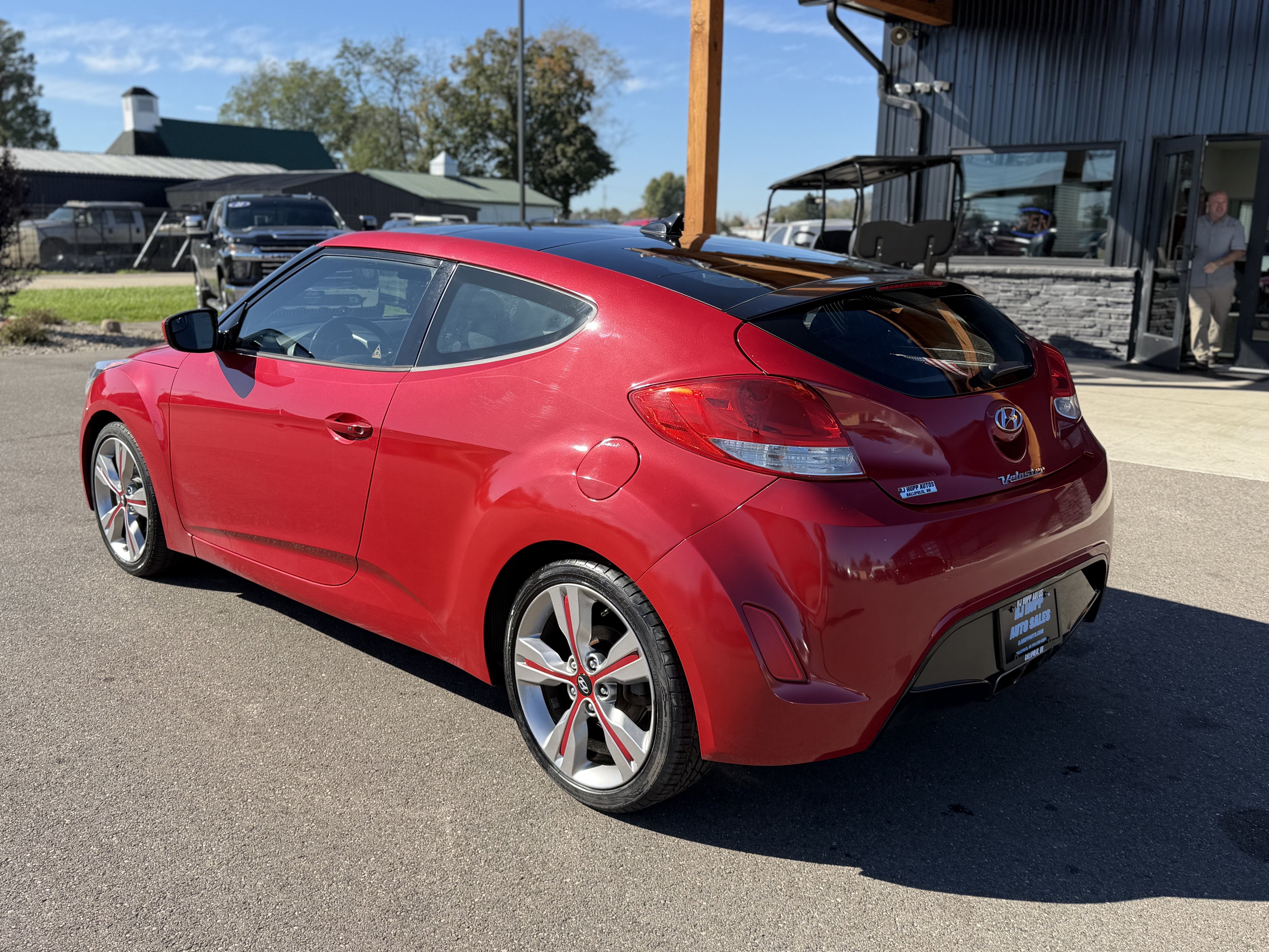 Used 2017 Hyundai Veloster Value Edition FWD image 5