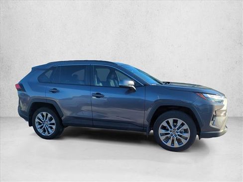 Used 2024 Toyota RAV4 XLE Premium image 4