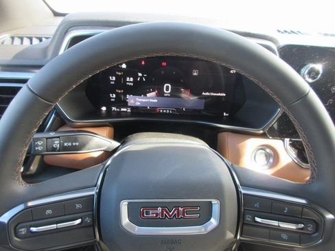 New 2026 GMC Canyon AT4 image 15