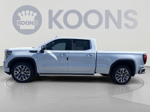New 2026 GMC Sierra 1500 Denali w/ Denali Reserve Package AWD/4WD image 2