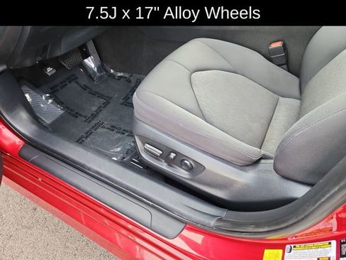 Used 2022 Toyota Camry LE image 21