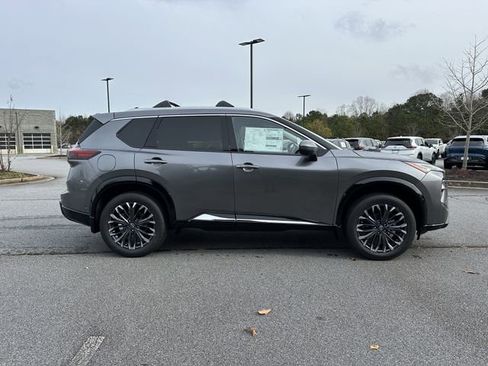 New 2026 Nissan Rogue Platinum w/ Platinum Premium Package image 9