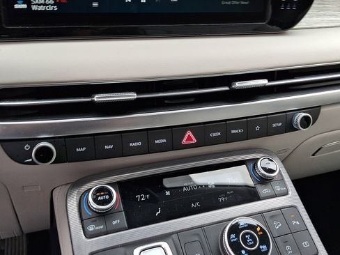 Used 2024 Hyundai Palisade Calligraphy AWD/4WD image 18