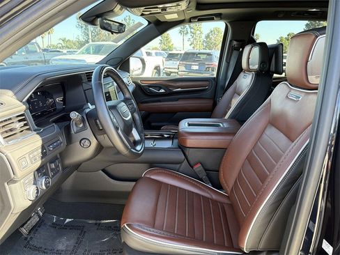 Used 2024 GMC Yukon Denali Ultimate image 24