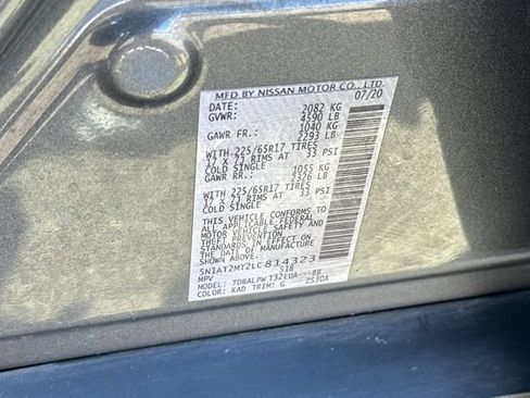 Used 2020 Nissan Rogue S FWD image 33