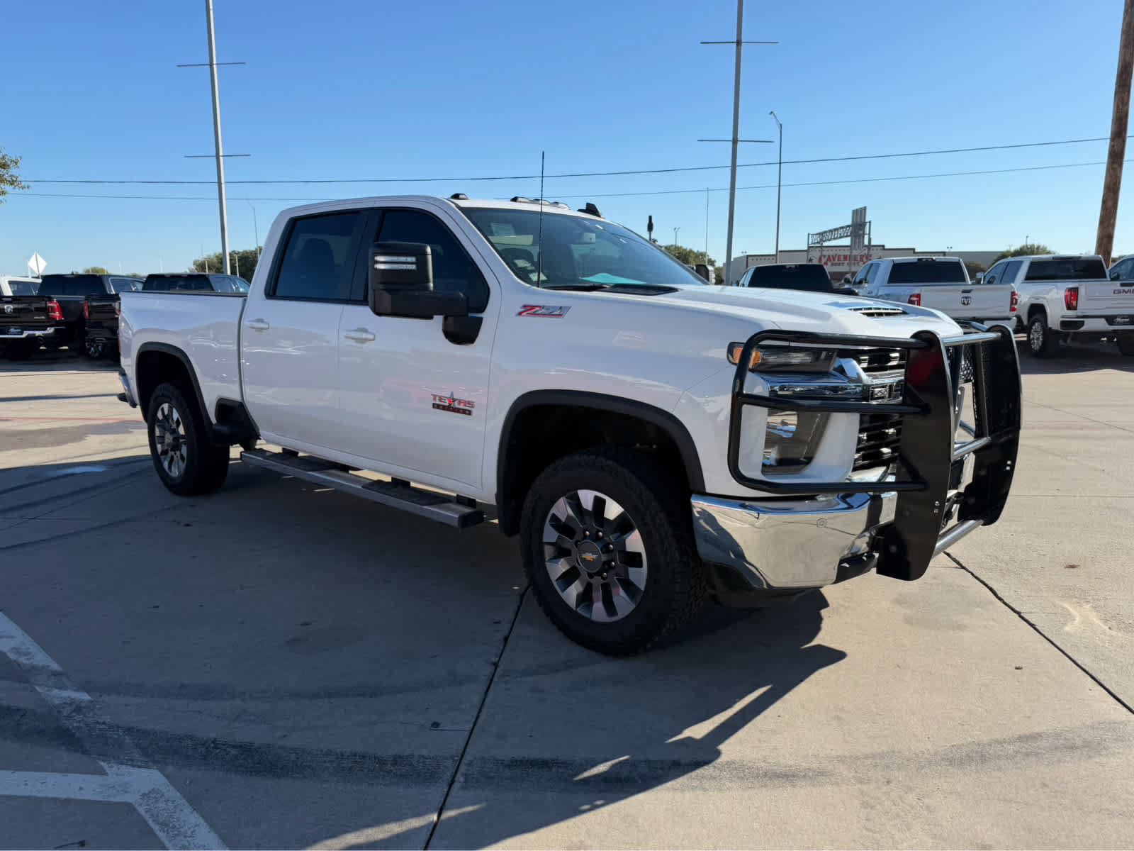 Used 2021 Chevrolet Silverado 2500 LT w/ Texas Edition AWD/4WD image 4