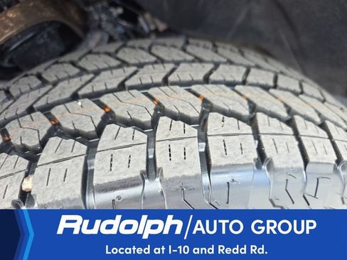 Used 2025 Chevrolet Silverado 1500 LT Trail Boss w/ Convenience Package II AWD/4WD image 28