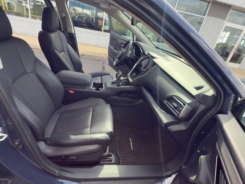 Used 2023 Subaru Outback Limited image 11