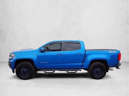 Used 2021 Chevrolet Colorado LT w/ Safety Package AWD/4WD image 2
