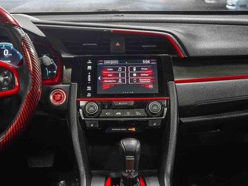 Used 2018 Honda Civic EX image 13