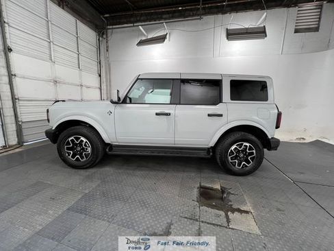 New 2026 Ford Bronco Outer Banks AWD/4WD image 5