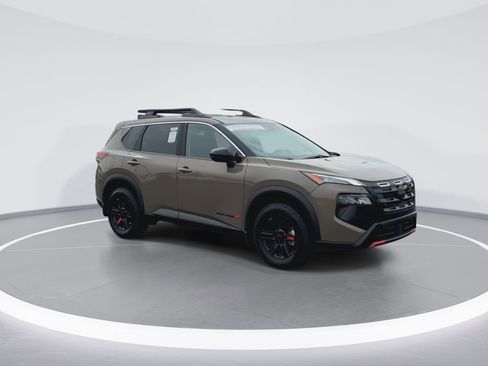 Used 2026 Nissan Rogue SV w/ Rock Creek Premium Package AWD/4WD image 2