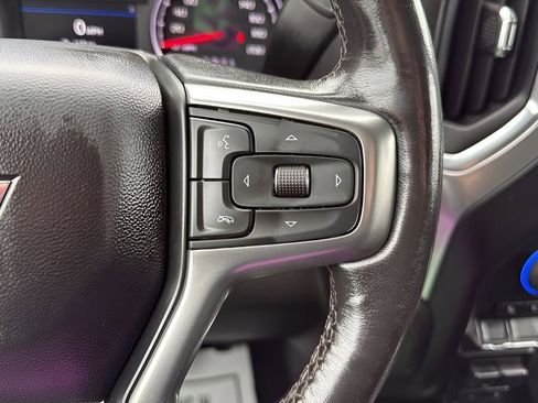 Used 2022 Chevrolet Silverado 2500 LTZ w/ LTZ Convenience Package image 33