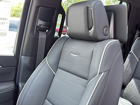 New 2026 Cadillac Escalade Sport w/ Touring Package AWD/4WD image 24