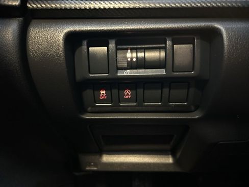 Used 2023 Subaru Crosstrek 2.0i image 7