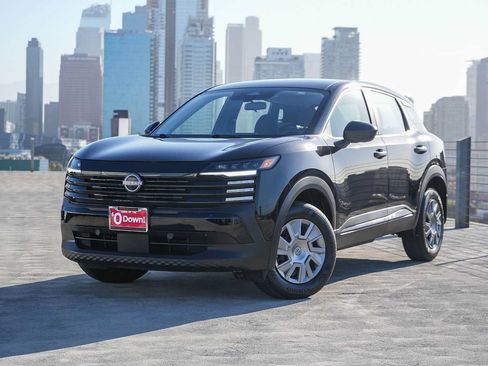 Used 2025 Nissan Kicks S FWD image 1