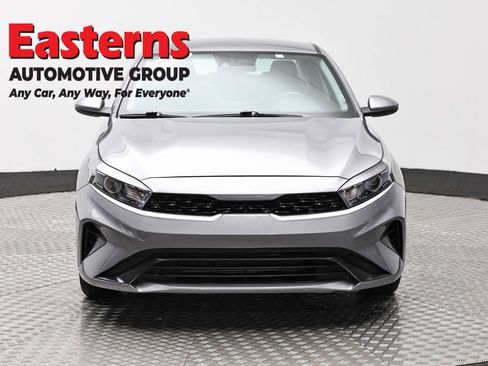 Used 2024 Kia Forte LXS image 2