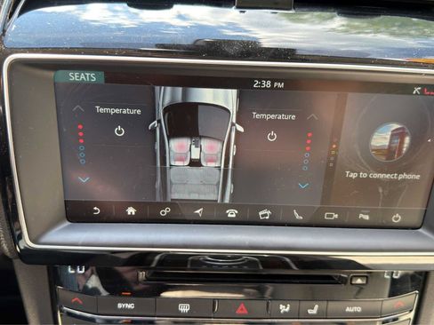 Used 2018 Jaguar F-PACE Prestige AWD/4WD image 18