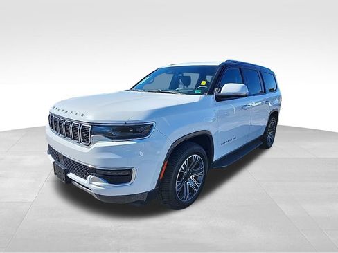 Used 2022 Jeep Wagoneer Series III image 8