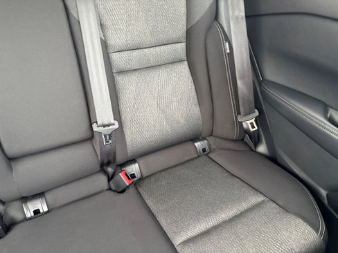 Used 2025 Nissan Rogue SV image 38