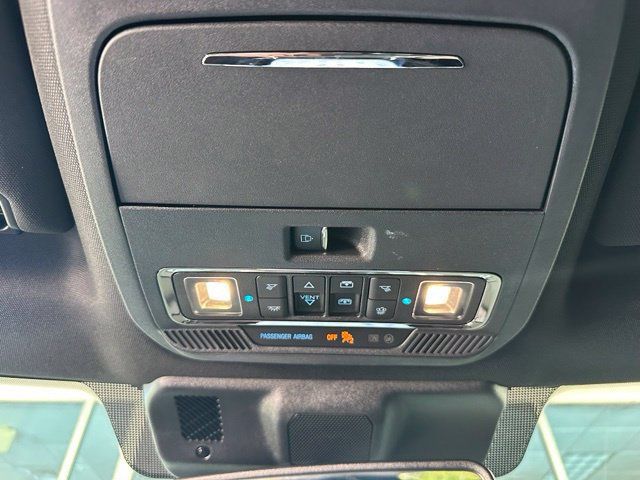 Used 2023 Ford F150 Lightning Platinum AWD/4WD image 33