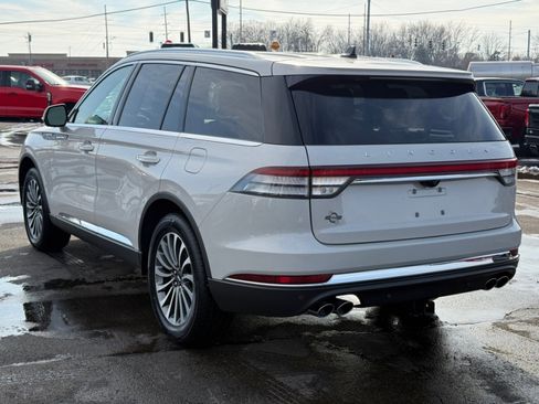 Used 2021 Lincoln Aviator Reserve image 6