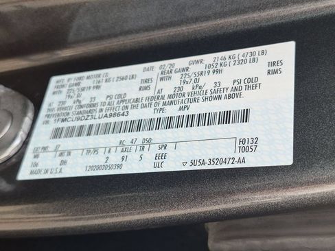 Used 2020 Ford Escape Titanium AWD/4WD image 36