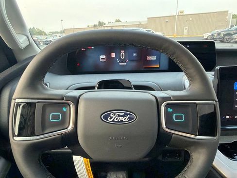 New 2027 Ford Expedition Active AWD/4WD image 21
