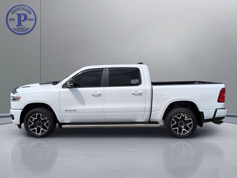 Used 2025 RAM 1500 Laramie w/ Sport Appearance Package AWD/4WD image 4