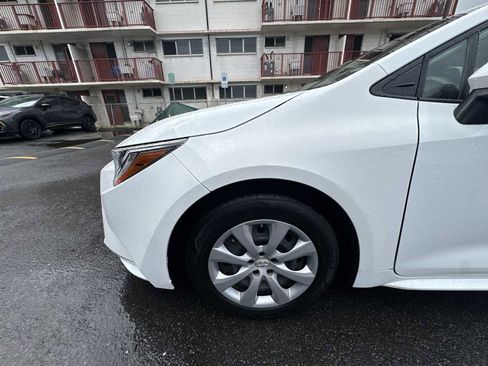 Used 2023 Toyota Corolla LE image 10