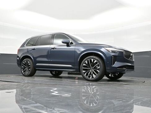 New 2026 Volvo XC90 B6 Plus w/ Protection Package Premier image 34