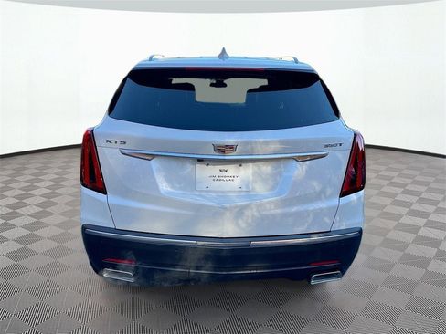 New 2026 Cadillac XT5 Luxury image 6
