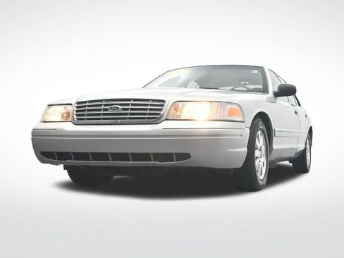 Used 2006 Ford Crown Victoria LX RWD image 33