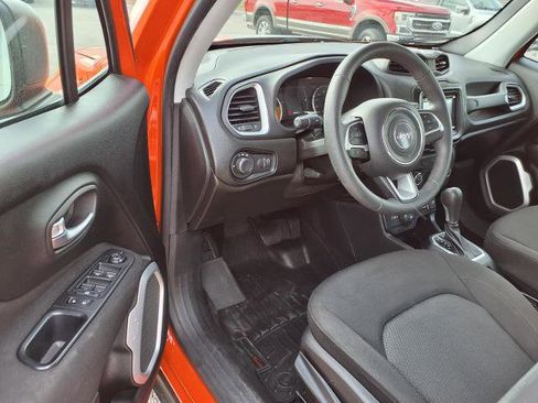 Used 2019 Jeep Renegade Sport image 7