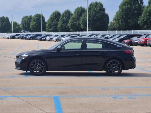 Used 2023 Honda Civic Sport Touring image 10