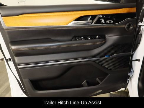 Used 2022 Jeep Grand Wagoneer Series III w/ Rear Seat Video Group 1 image 22