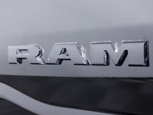 Used 2021 RAM 1500 Laramie AWD/4WD image 45