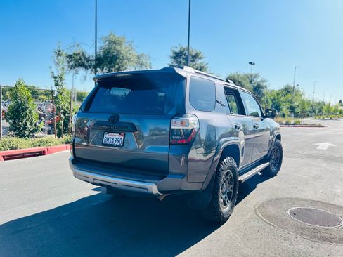 Used 2019 Toyota 4Runner TRD Off-Road Premium w/ Wilderness Package AWD/4WD image 7