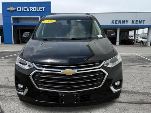 Used 2021 Chevrolet Traverse LT FWD image 5
