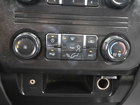 Used 2019 Ford F250 XL w/ Power Equipment Group image 21