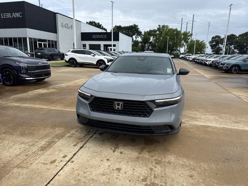 Used 2024 Honda Accord Sport image 13