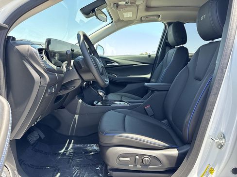 New 2026 Buick Encore GX Sport Touring w/ Advanced Technology Package FWD image 20
