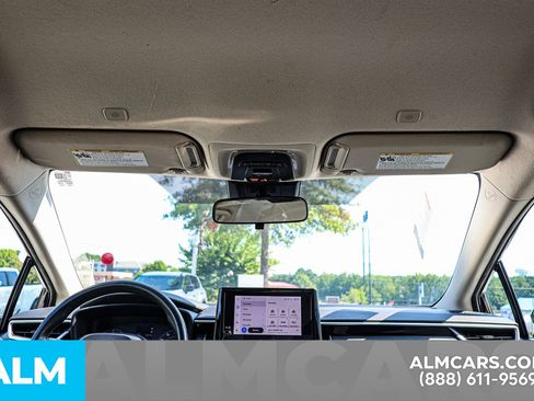 Used 2023 Toyota Corolla LE image 56