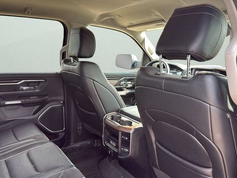 Used 2022 RAM 1500 Laramie RWD image 29