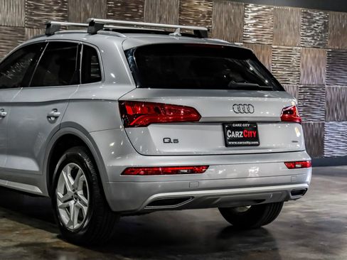 Used 2019 Audi Q5 2.0T Premium w/ Convenience Package image 14