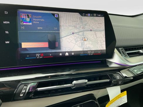 New 2026 BMW X2 xDrive28i w/ Technology Package image 17